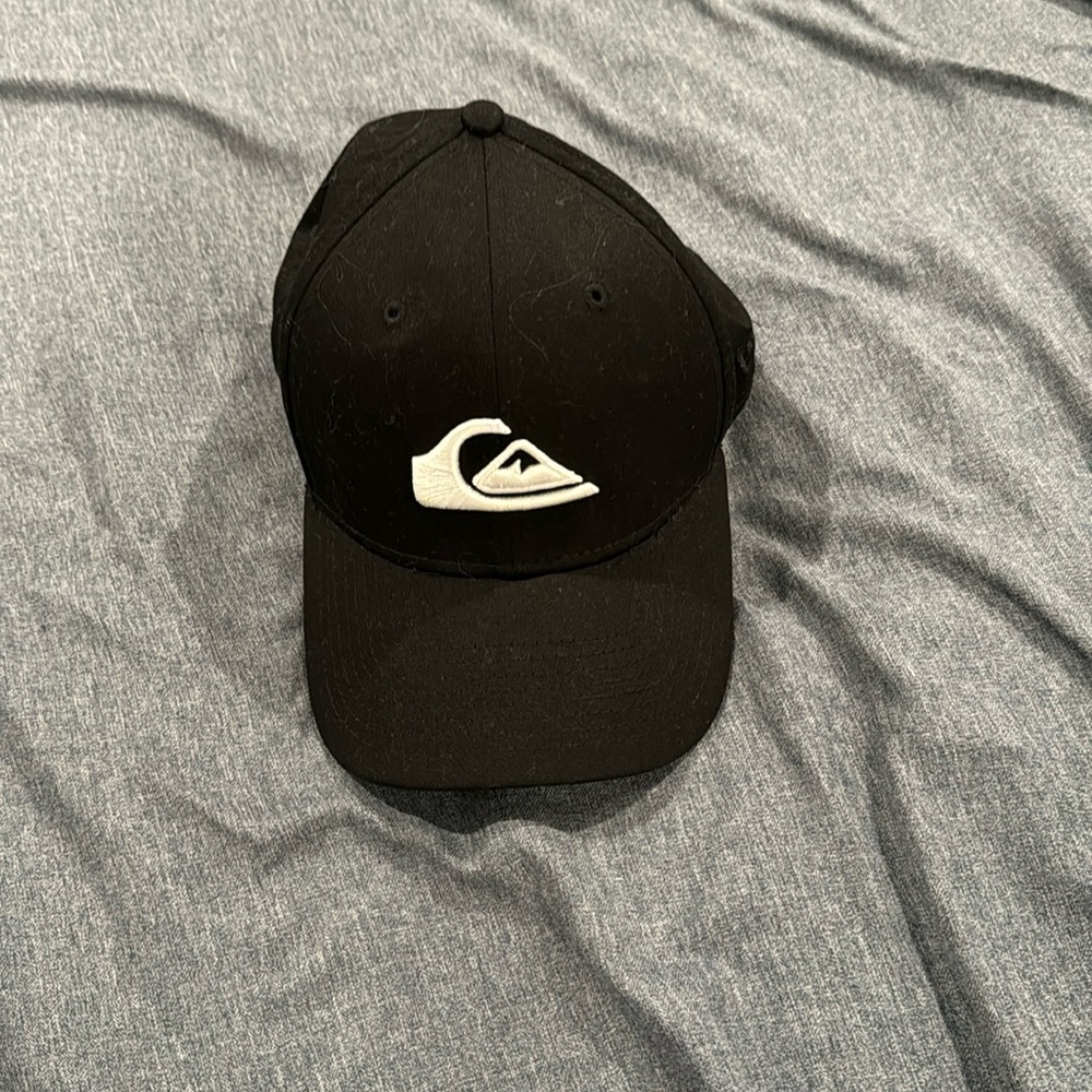Quicksilver Hat black small medium size hat